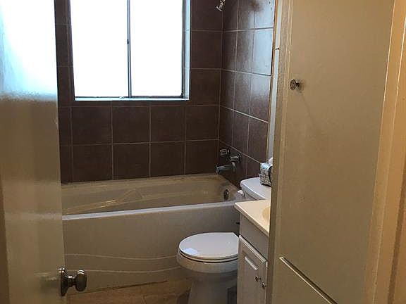 3rd image of 14324 Osage Dr