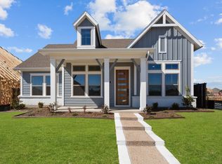 1013 Peach Blossom Ave, Crowley, TX 76036