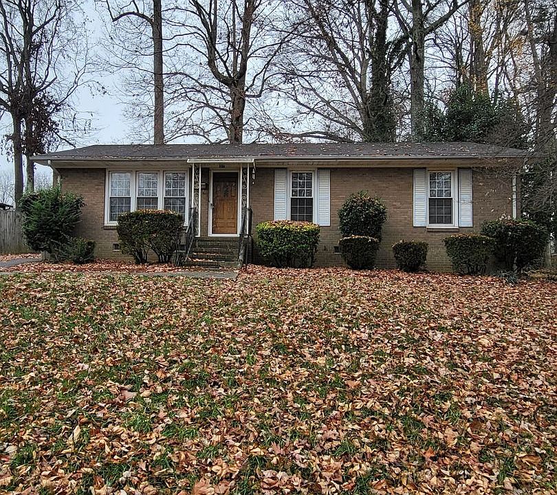 2nd image of 607 Derrydowne Dr