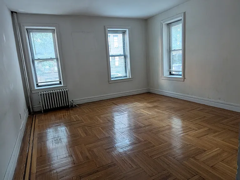 41-16 51st St #1D — Photo 3