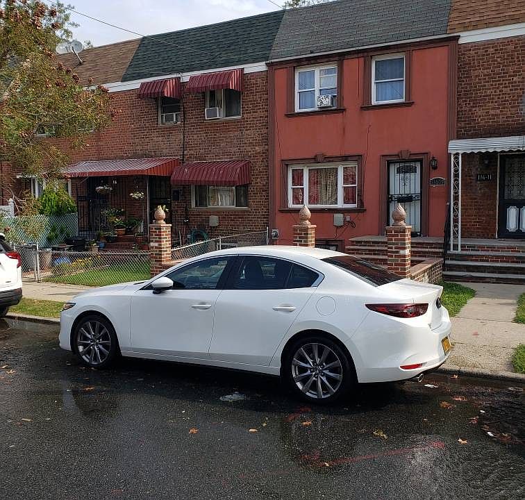 2nd image of 116-09 167th St