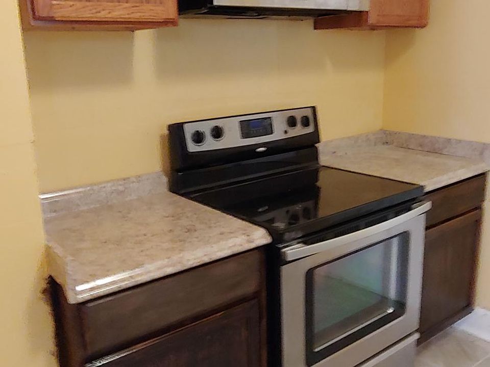 215 Graham Rd, Petersburg, VA 23803 Zillow