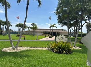 15729 Bottlebrush Cir, Delray Beach, FL 33484