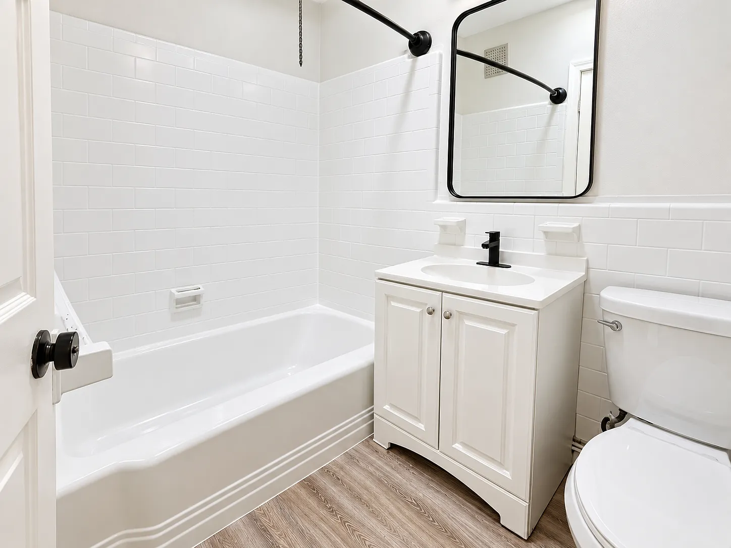 1 bed, 900 sqft, $1,345 — Photo 4