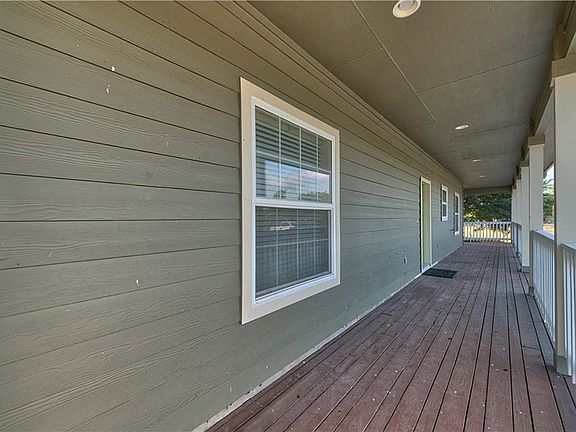 4th image of 622 Longhollow Rd