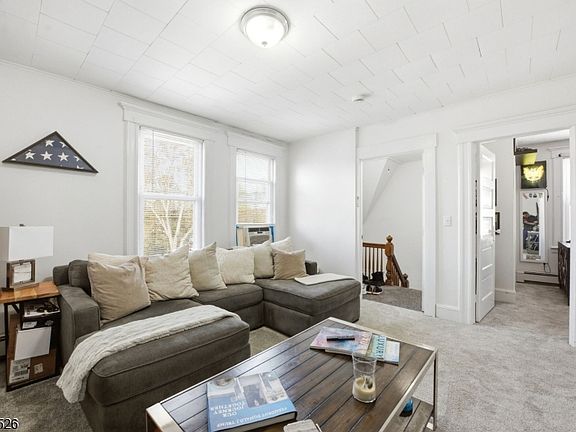 4th image of 39 Wilmore Rd #2