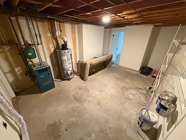 609 Clement St — Photo 22