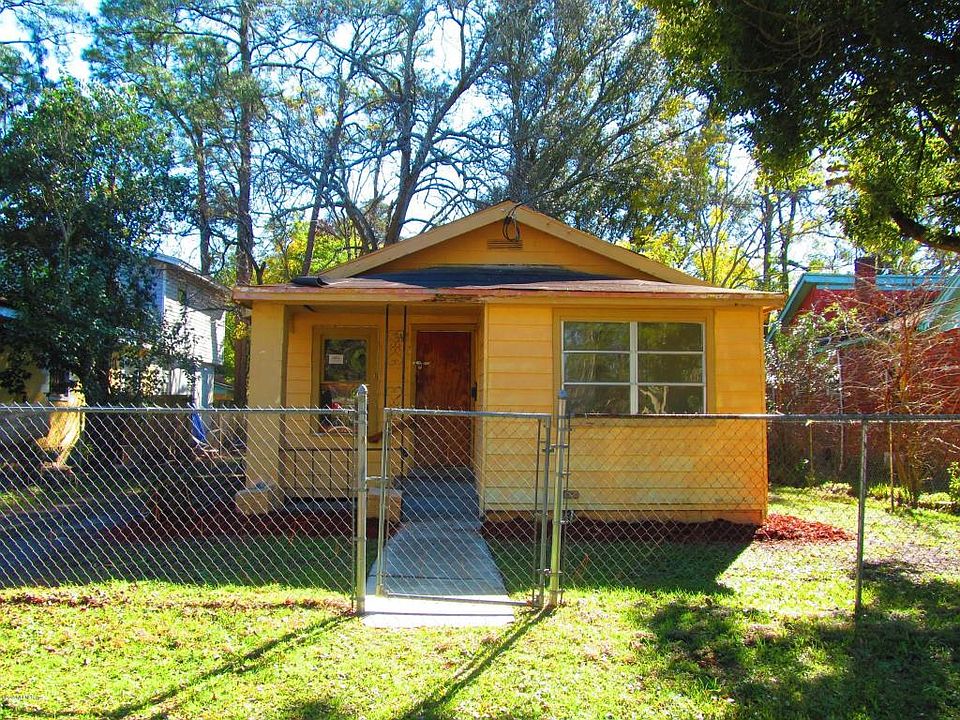1st image of 1750 W 21st St