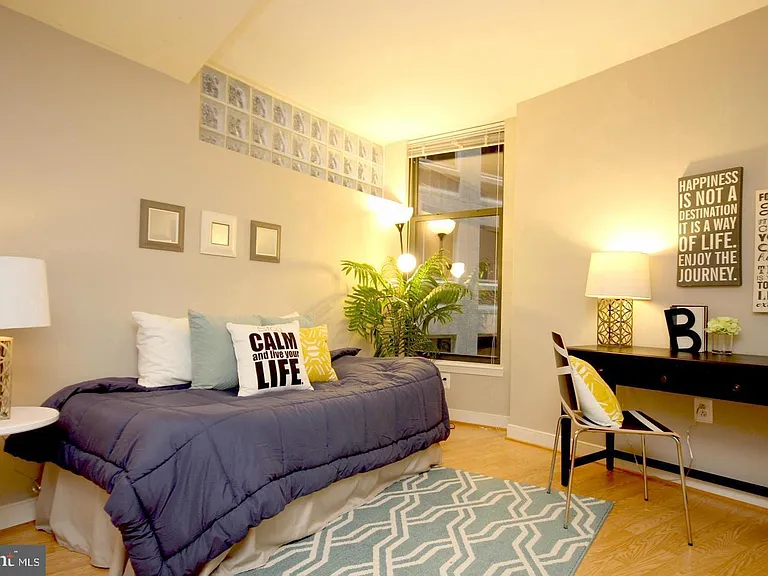 616 E St NW #246 — Photo 18
