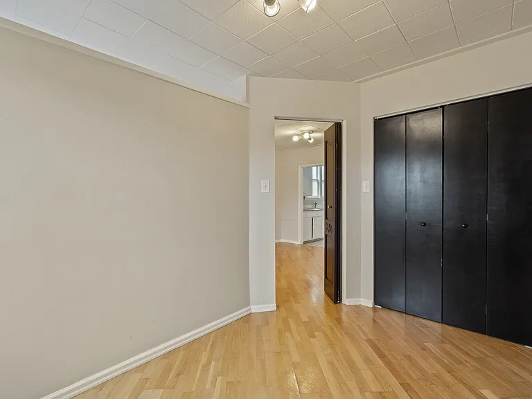 409 N Yakima Ave #3 — Photo 8