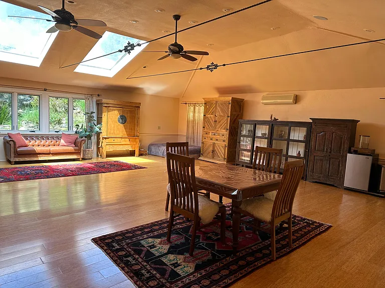 2376 Old Topanga Canyon Rd — Photo 5