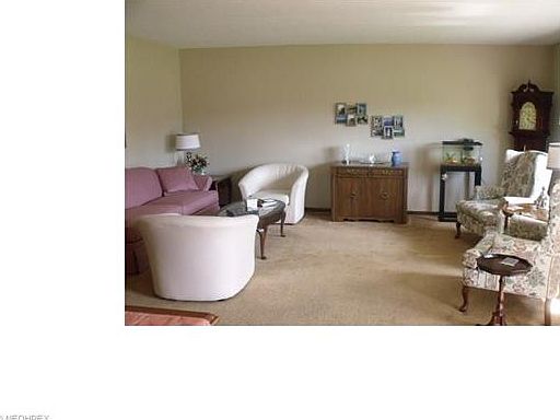 2nd image of 20282 Applewood Ln