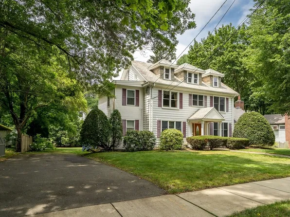 829 Chestnut St, Newton, MA 02468