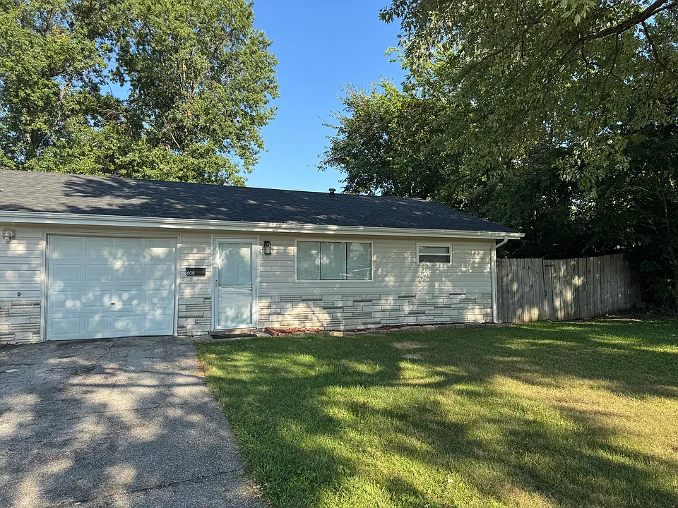 608 Shady Ln #608