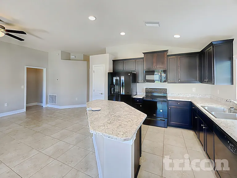 10853 Kirkwall Port Dr — Photo 6