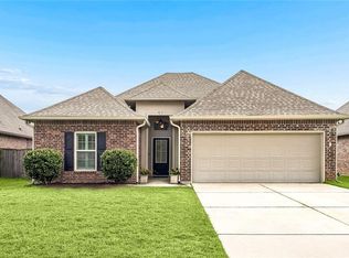 2212 Darlene Dr, Covington, LA 70435