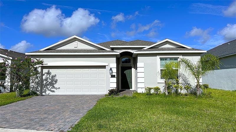 1st image of 555 Westchester Ct