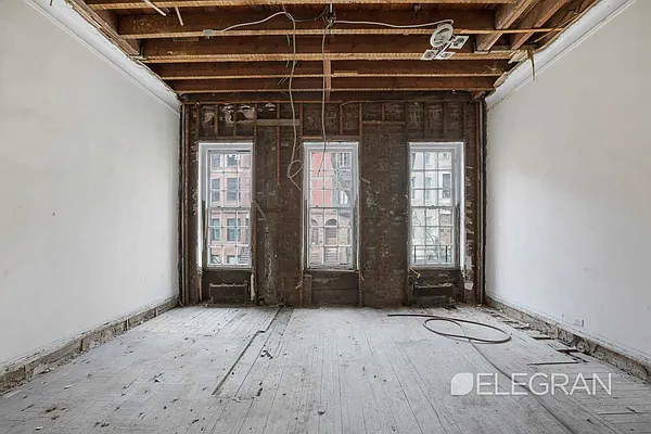 Sold by (Legacy) Elegran | media 8