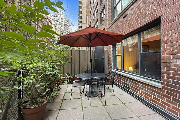 Sold by Citi Habitats | media 9