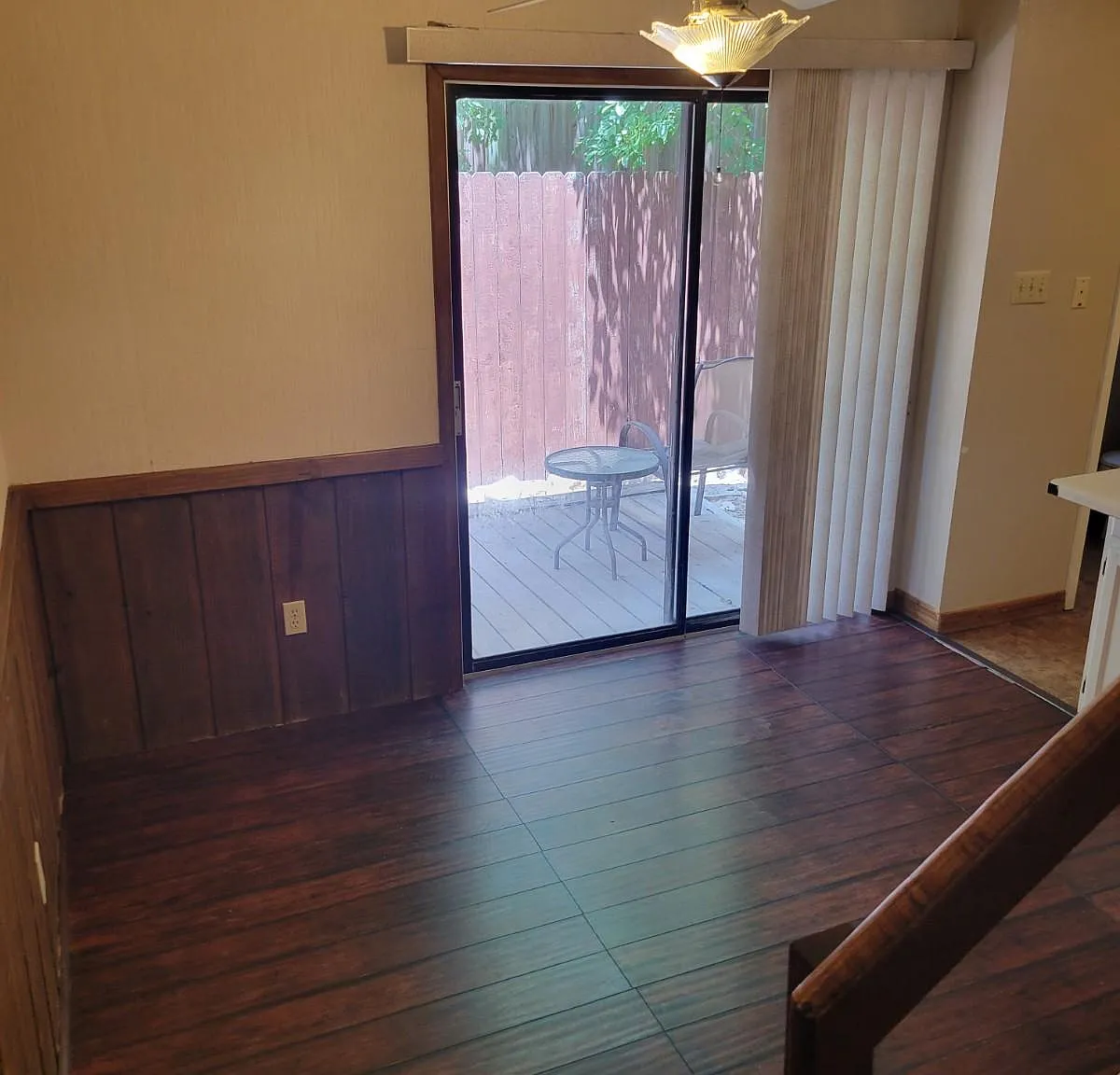 2 bed, 1.5 bath, 1038 sqft, $1,000 — Photo 3