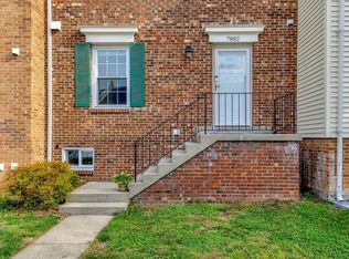 7882 Carla Ct, Springfield, VA 22153