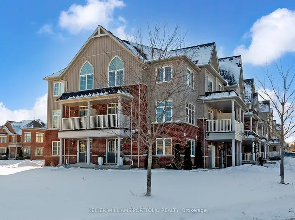 53 Blackpool Ln, East Gwillimbury, ON L9N 0R7