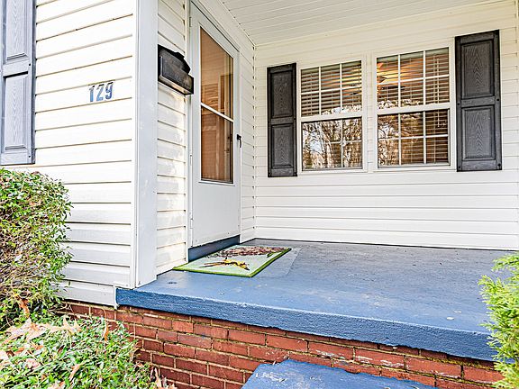 3rd image of 129 Nelson Ave