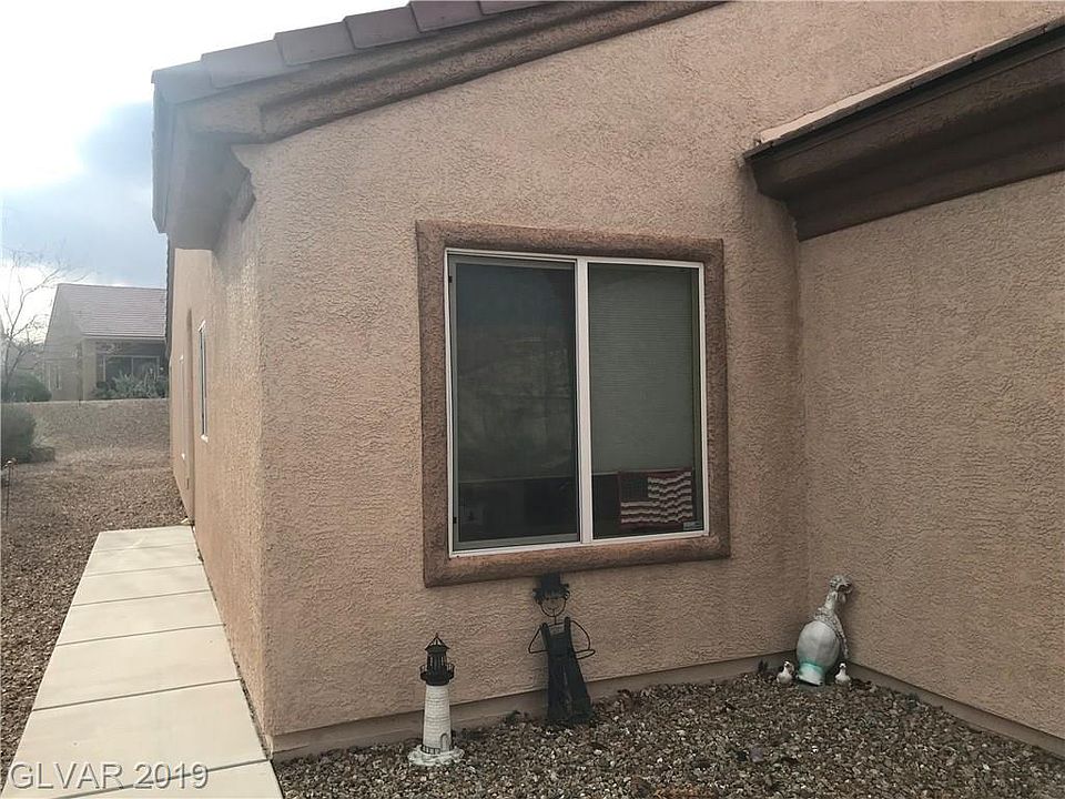 2nd image of 7937 Golden Warbler St
