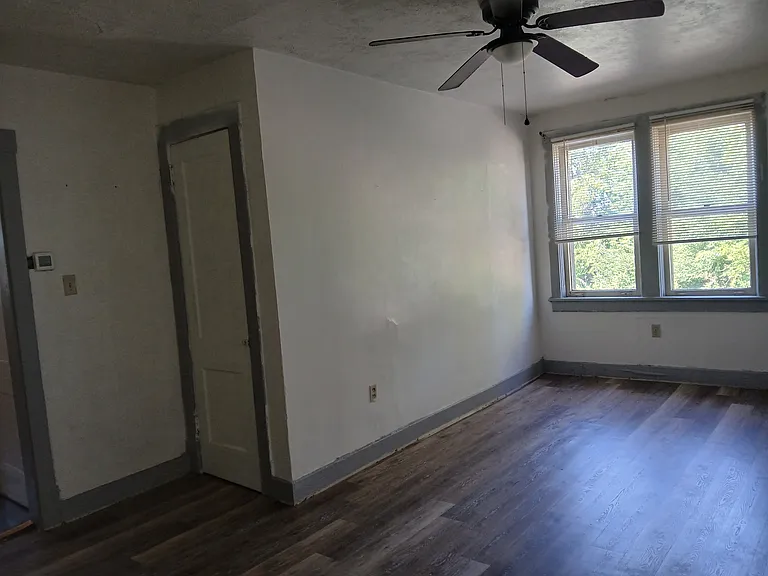 244-246 Reifert St #1 — Photo 2