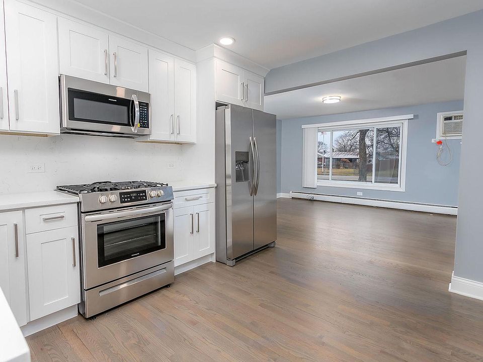 1st image of 8210 S 84th Ave #1S