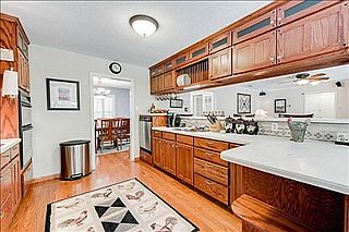 3rd image of 503 Cripple Creek Dr