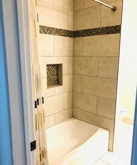 1922 Curtis Ave #2 — Photo 4