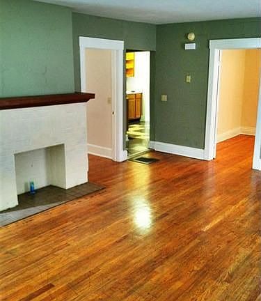 2nd image of 30 W Vine St