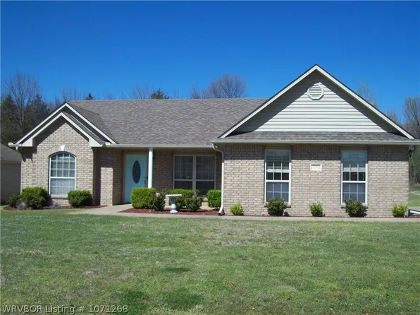 2702 Park Ave, Van Buren, AR 72956