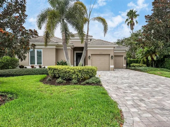 8714 52ND AVENUE E, BRADENTON, FL 34211