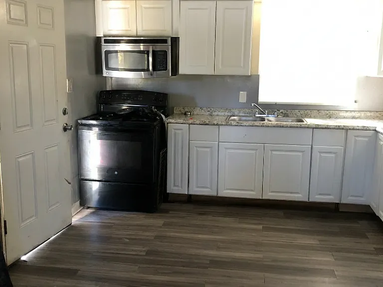 3054 McHenry Ave #1 — Photo 2