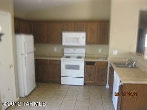 3rd image of 5230 S Via Noche Buena