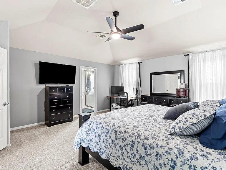 227 Sandstone Trl — Photo 12