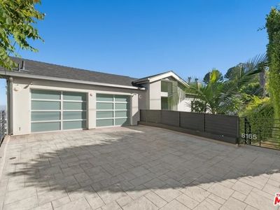 8165 Mannix Dr, Los Angeles, CA, 90046