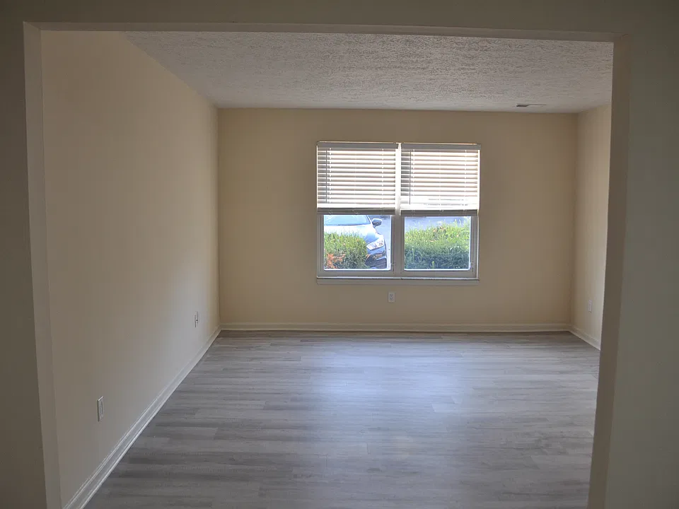 337 S Burns Ave #4