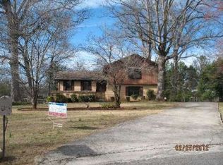 5221 Fremont Ct, Stone Mountain, GA 30087