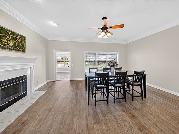 4th image of 3 Oak Ridge Ln