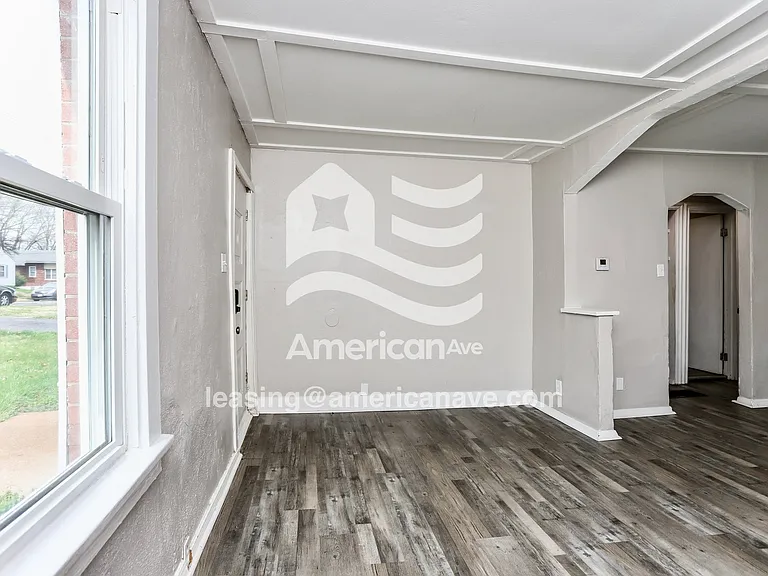 441097_005_living_room_13665076.jpg