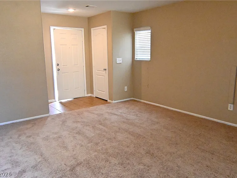 1155 Paradise Garden Dr — Photo 8