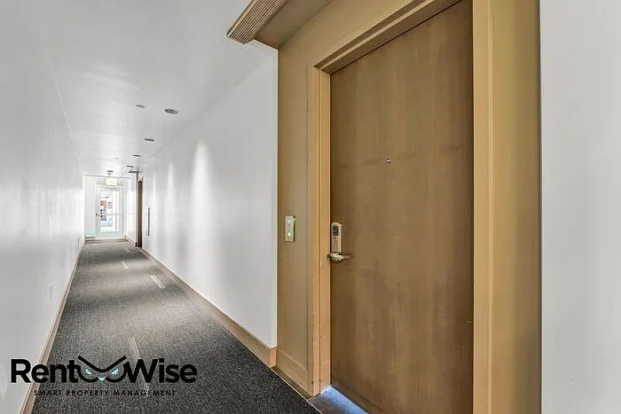 451 Donahue St #307 — Photo 4