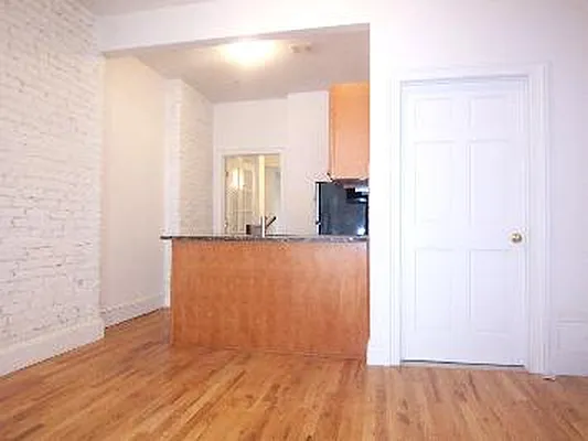 Rented by Corcoran | media 27