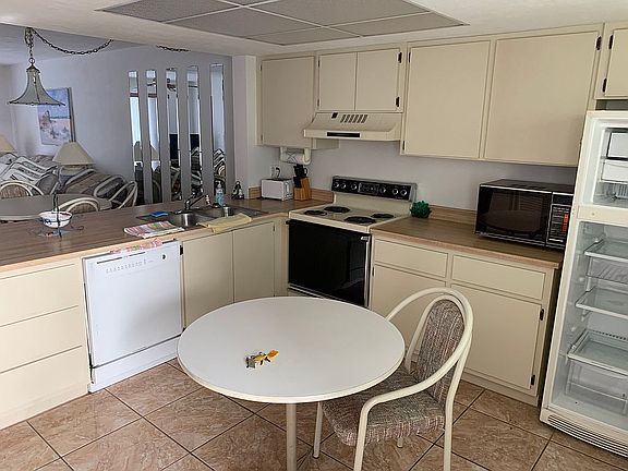 4th image of 12274 SW Egret Cir APT 3007