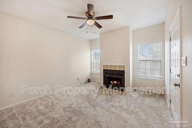 1 bed, 1.0 bath, 625 sqft, $1,095 — Photo 4