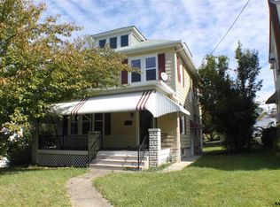377 S Main St, Yoe, PA 17313