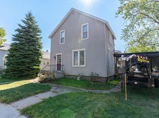 1613 Logan Ave, Marinette, WI 54143